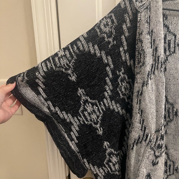 Roxy Sweater - Picture 2 of 4